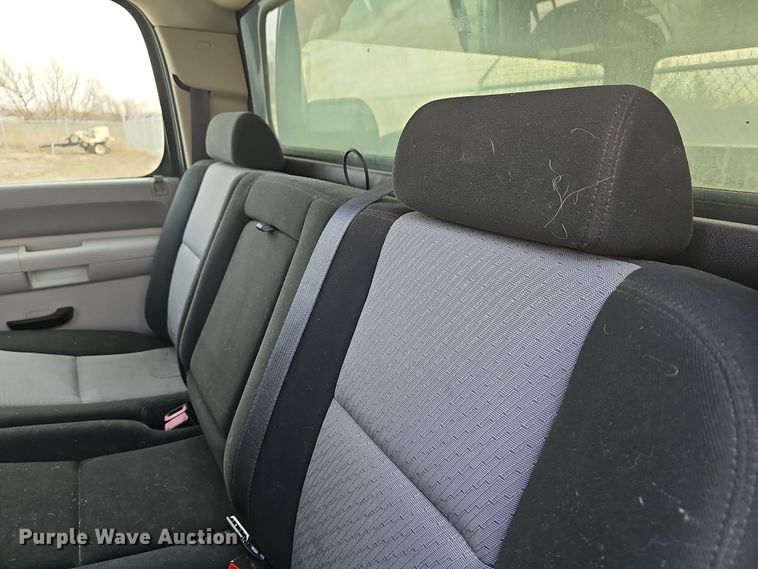 image for item DR5932 2009 Chevrolet Silverado 1500  Crew Cab pickup truck