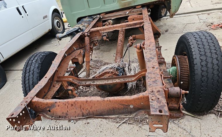 image for item DR5941 1985 Chevy CD30903  pickup truck cab and chassis