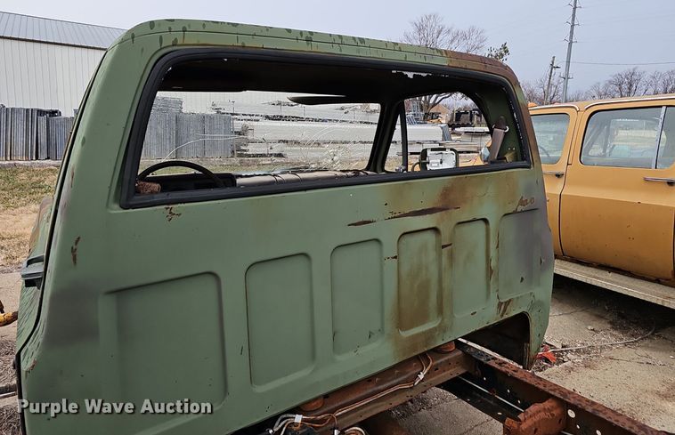 image for item DR5941 1985 Chevy CD30903  pickup truck cab and chassis