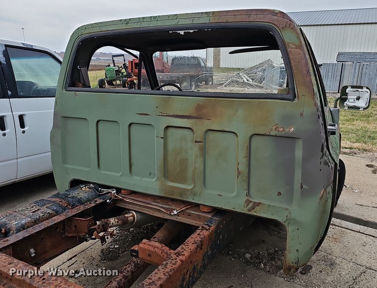 image for item DR5941 1985 Chevy CD30903  pickup truck cab and chassis