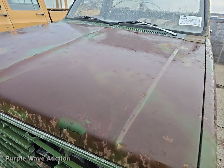 image for item DR5941 1985 Chevy CD30903  pickup truck cab and chassis