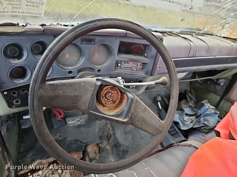 image for item DR5941 1985 Chevy CD30903  pickup truck cab and chassis