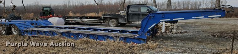image for item DR5943 1999 Talbert T3DW50SAHRG1T1  lowboy equipment trailer