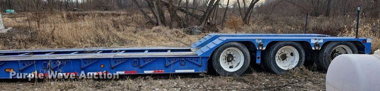 image for item DR5943 1999 Talbert T3DW50SAHRG1T1  lowboy equipment trailer