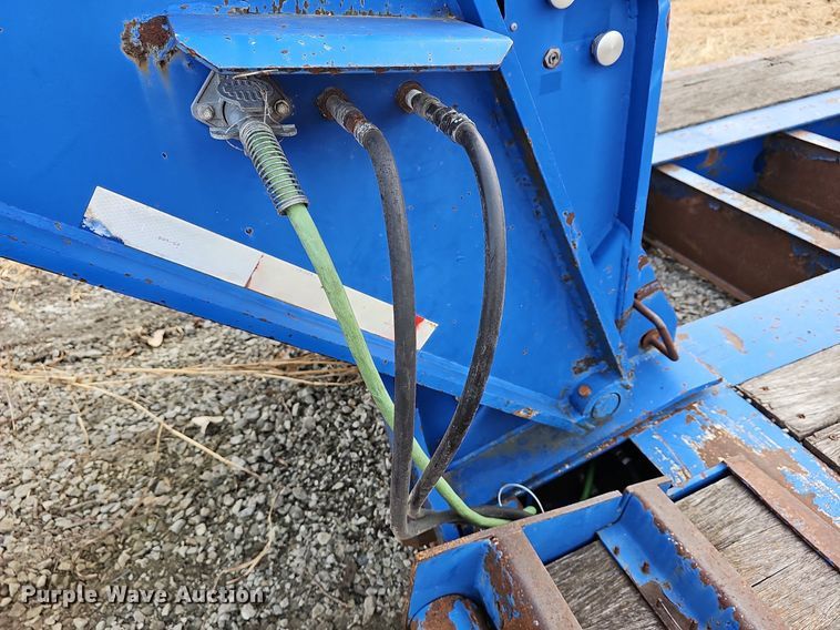 image for item DR5943 1999 Talbert T3DW50SAHRG1T1  lowboy equipment trailer