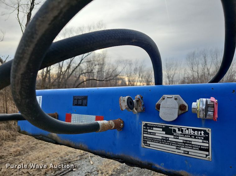 image for item DR5943 1999 Talbert T3DW50SAHRG1T1  lowboy equipment trailer
