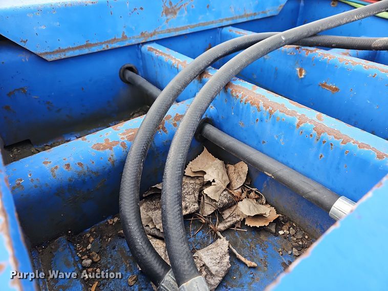 image for item DR5943 1999 Talbert T3DW50SAHRG1T1  lowboy equipment trailer