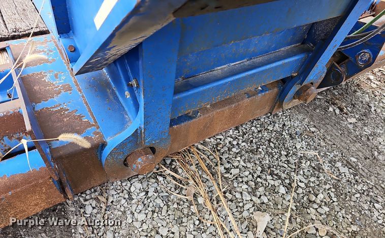 image for item DR5943 1999 Talbert T3DW50SAHRG1T1  lowboy equipment trailer