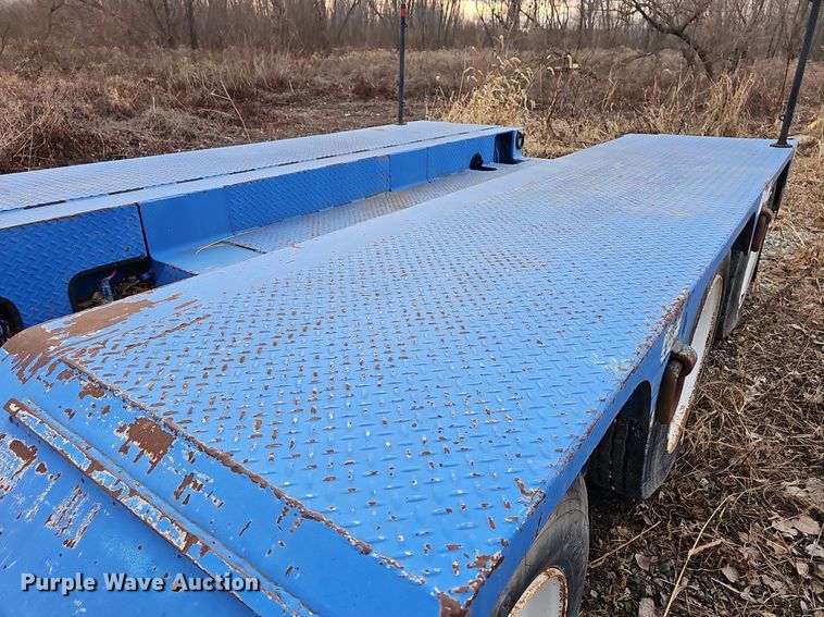 image for item DR5943 1999 Talbert T3DW50SAHRG1T1  lowboy equipment trailer