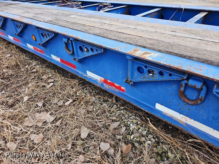 image for item DR5943 1999 Talbert T3DW50SAHRG1T1  lowboy equipment trailer