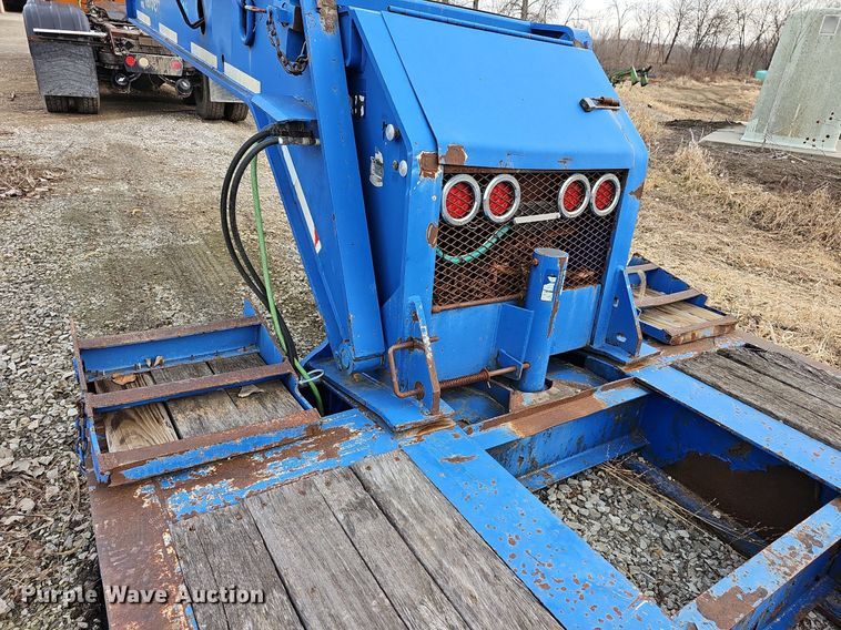 image for item DR5943 1999 Talbert T3DW50SAHRG1T1  lowboy equipment trailer