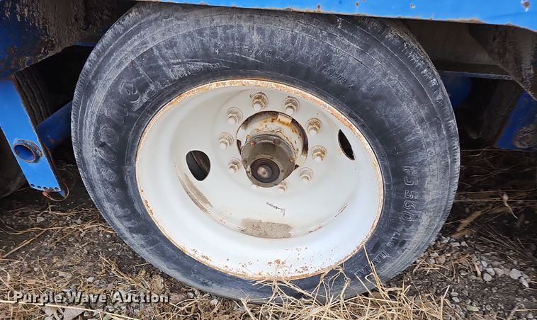 image for item DR5943 1999 Talbert T3DW50SAHRG1T1  lowboy equipment trailer