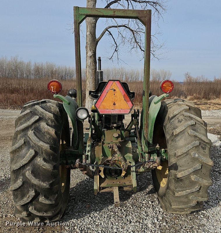 image for item DR5946 1978 John Deere 2240  tractor