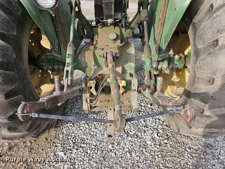 image for item DR5946 1978 John Deere 2240  tractor