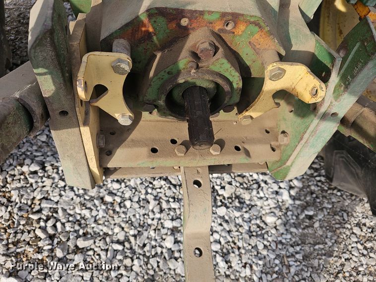 image for item DR5946 1978 John Deere 2240  tractor