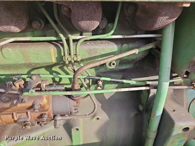 image for item DR5946 1978 John Deere 2240  tractor