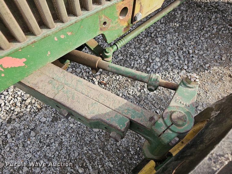 image for item DR5946 1978 John Deere 2240  tractor