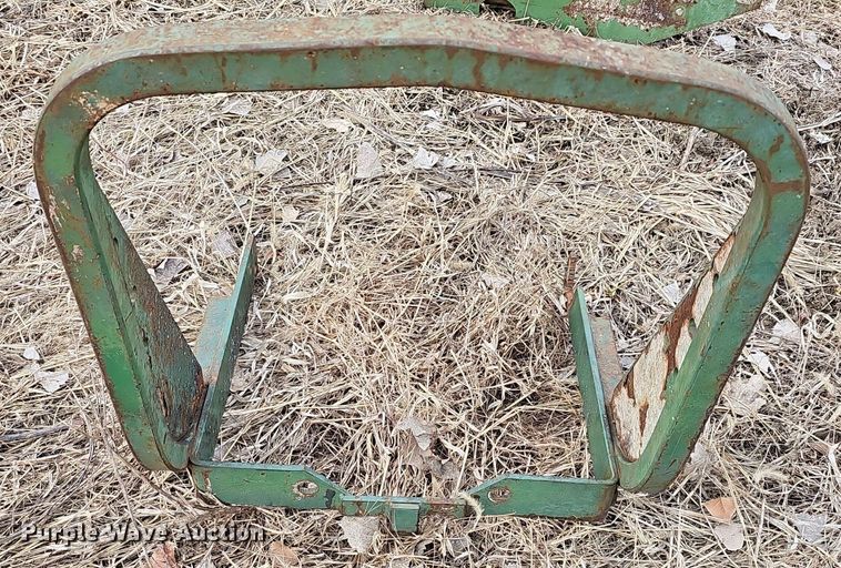 image for item DR5946 1978 John Deere 2240  tractor