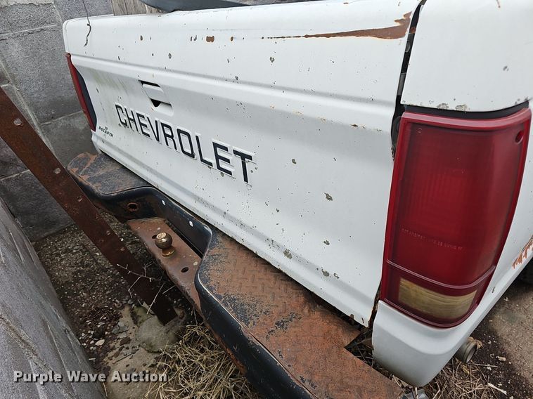 image for item DR5947 1987 Chevy S10  pickup truck