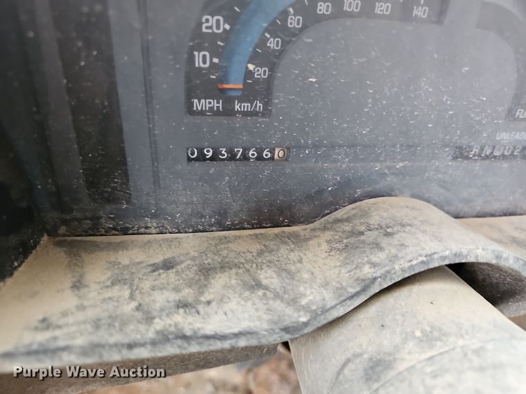 image for item DR5947 1987 Chevy S10  pickup truck