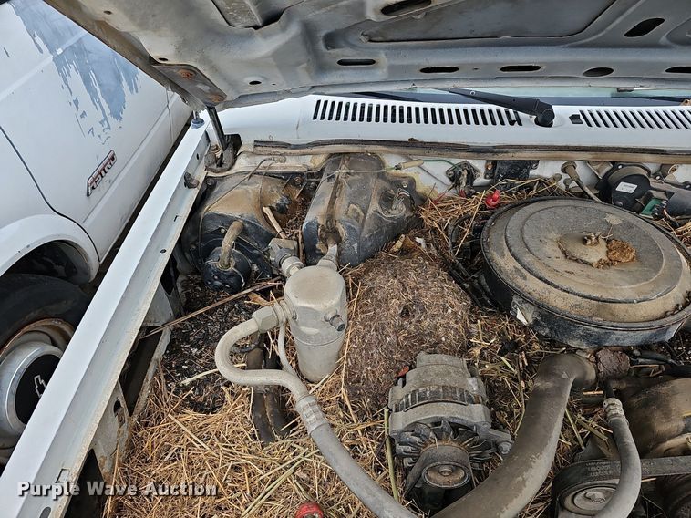 image for item DR5947 1987 Chevy S10  pickup truck