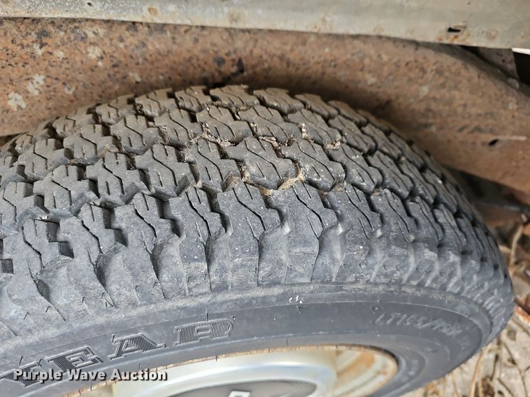 image for item DR5947 1987 Chevy S10  pickup truck