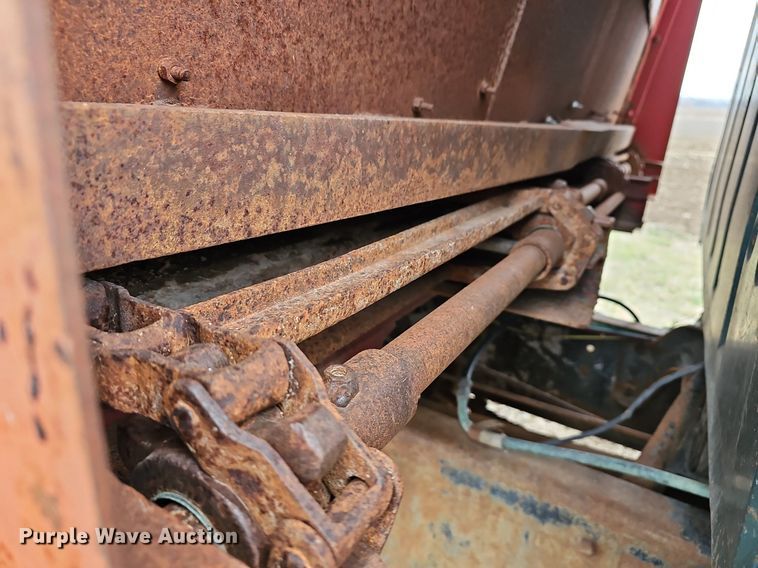 image for item DR5949 1973 Ford 8000  manure spreader truck