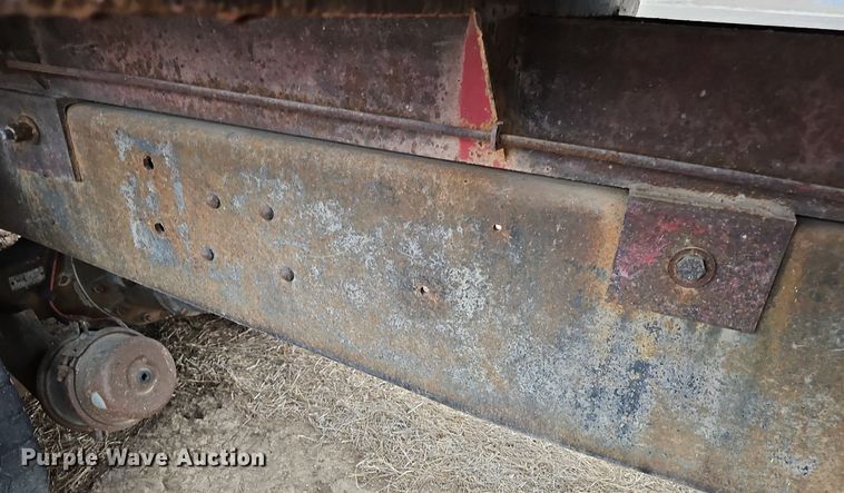 image for item DR5949 1973 Ford 8000  manure spreader truck