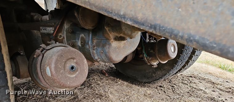 image for item DR5949 1973 Ford 8000  manure spreader truck