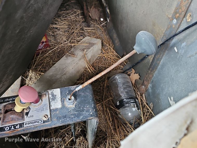 image for item DR5949 1973 Ford 8000  manure spreader truck