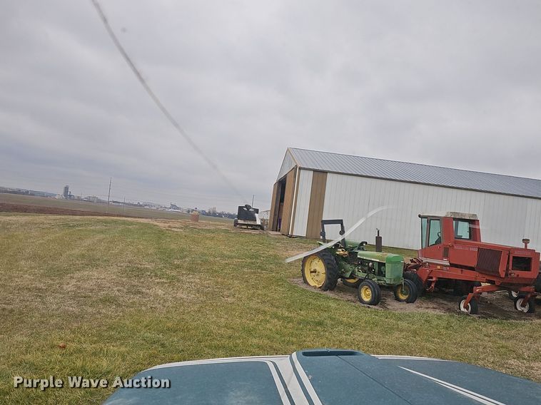 image for item DR5949 1973 Ford 8000  manure spreader truck