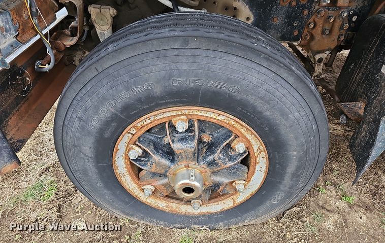 image for item DR5949 1973 Ford 8000  manure spreader truck