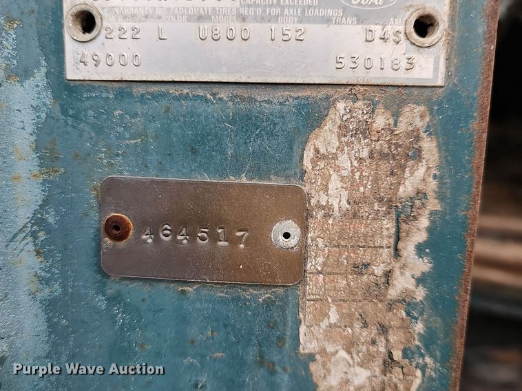 image for item DR5949 1973 Ford 8000  manure spreader truck