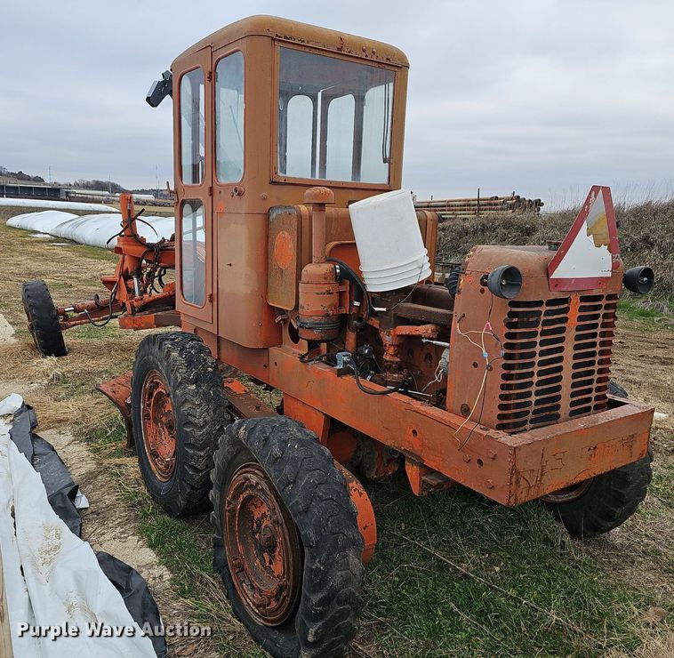 image for item DR5955 Galion 503  rigid frame motor grader