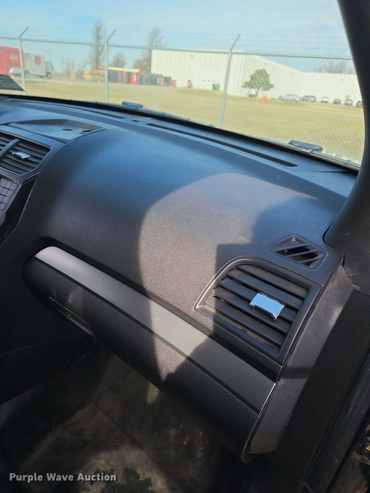 image for item DR5972 2017 Ford Explorer Police Interceptor  SUV