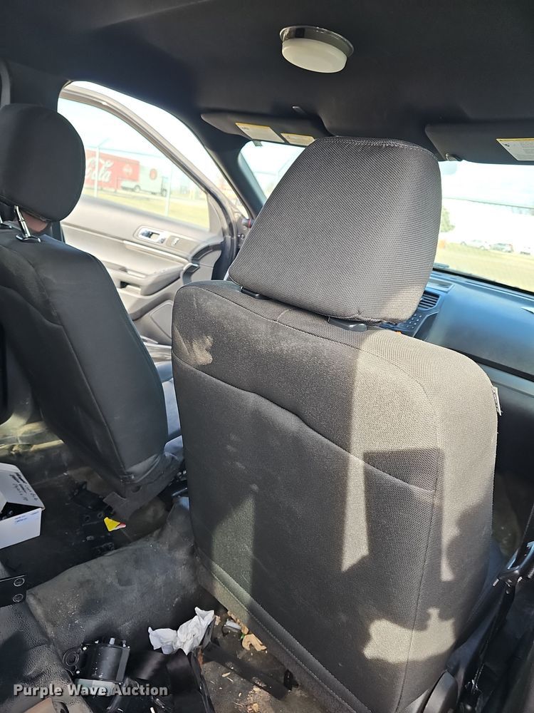 image for item DR5972 2017 Ford Explorer Police Interceptor  SUV