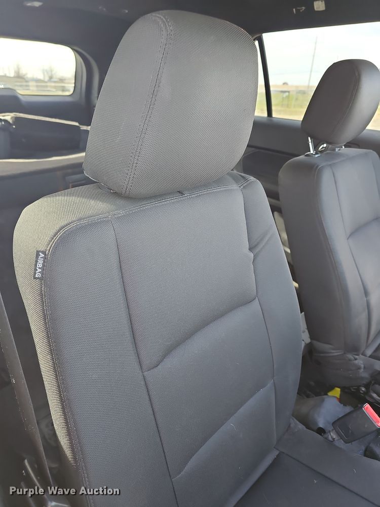 image for item DR5972 2017 Ford Explorer Police Interceptor  SUV