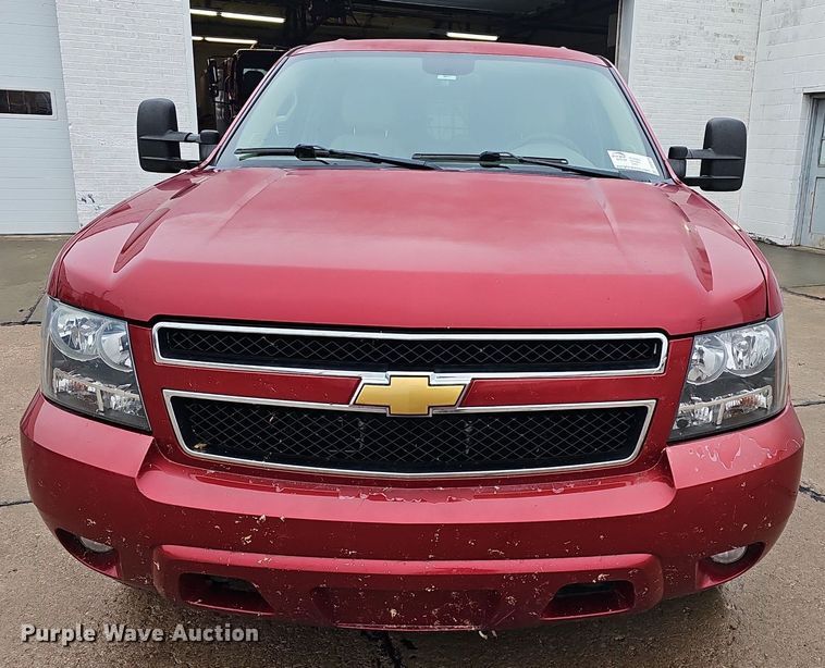 image for item DR5975 2013 Chevrolet Suburban  SUV