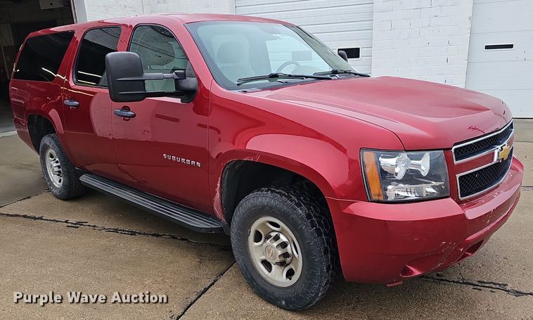 image for item DR5975 2013 Chevrolet Suburban  SUV