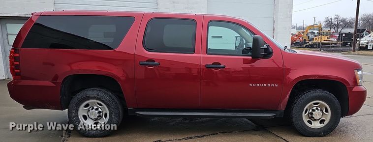 image for item DR5975 2013 Chevrolet Suburban  SUV