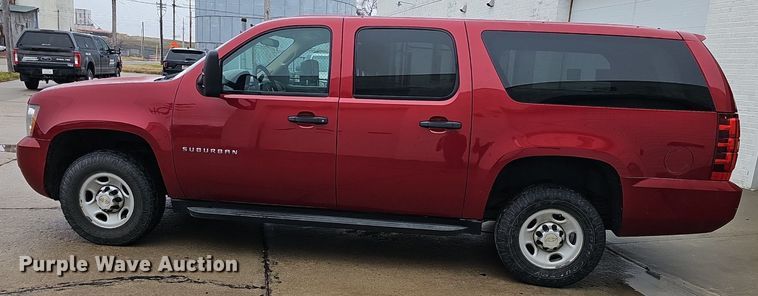 image for item DR5975 2013 Chevrolet Suburban  SUV