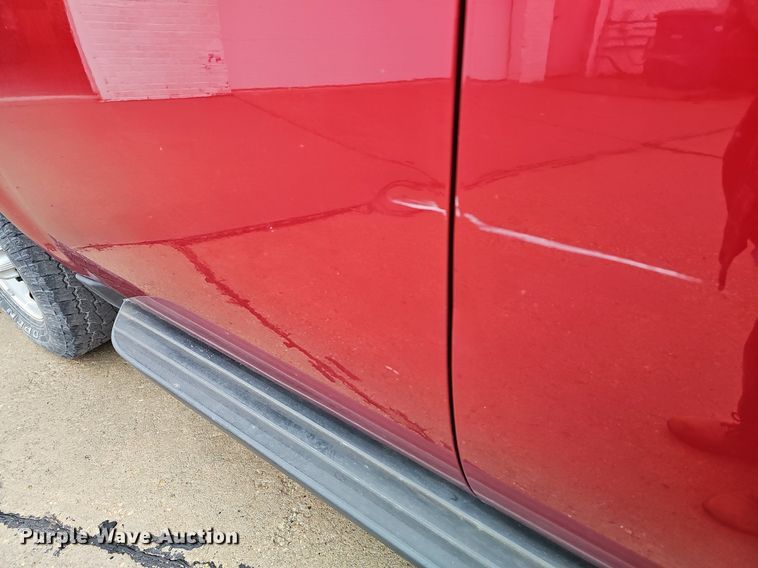 image for item DR5975 2013 Chevrolet Suburban  SUV