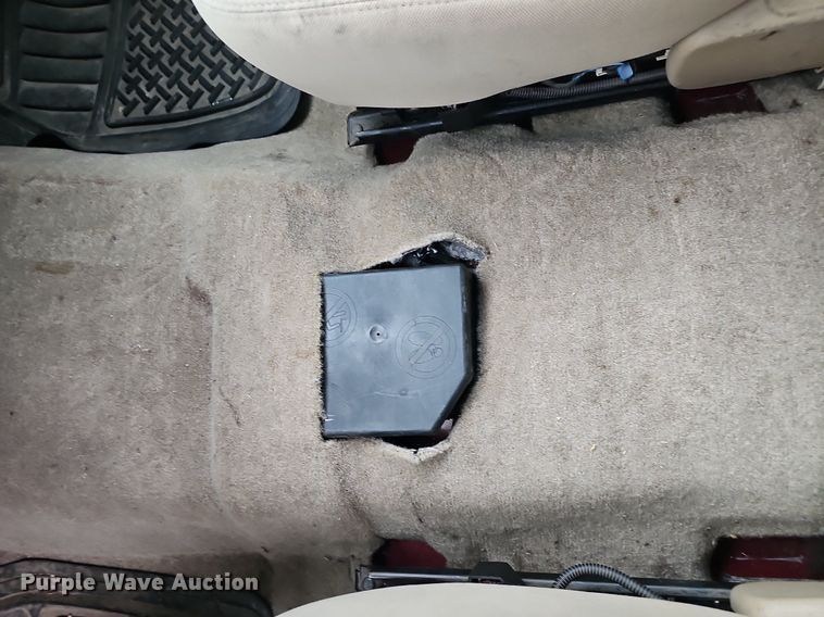 image for item DR5975 2013 Chevrolet Suburban  SUV