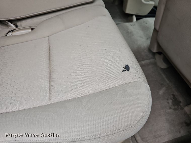 image for item DR5975 2013 Chevrolet Suburban  SUV