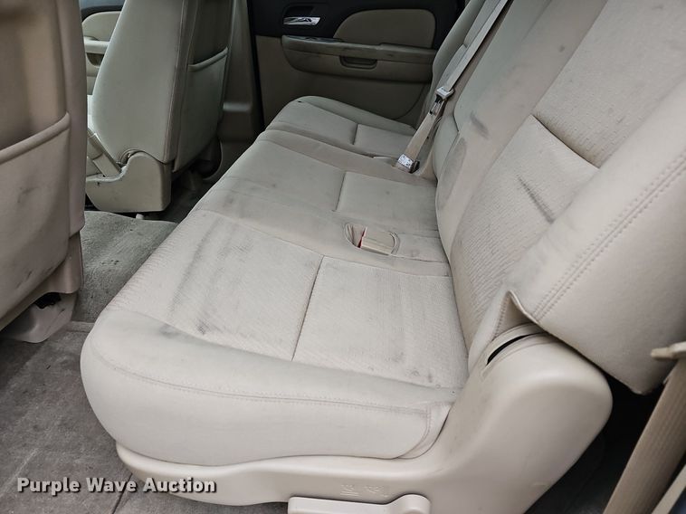 image for item DR5975 2013 Chevrolet Suburban  SUV