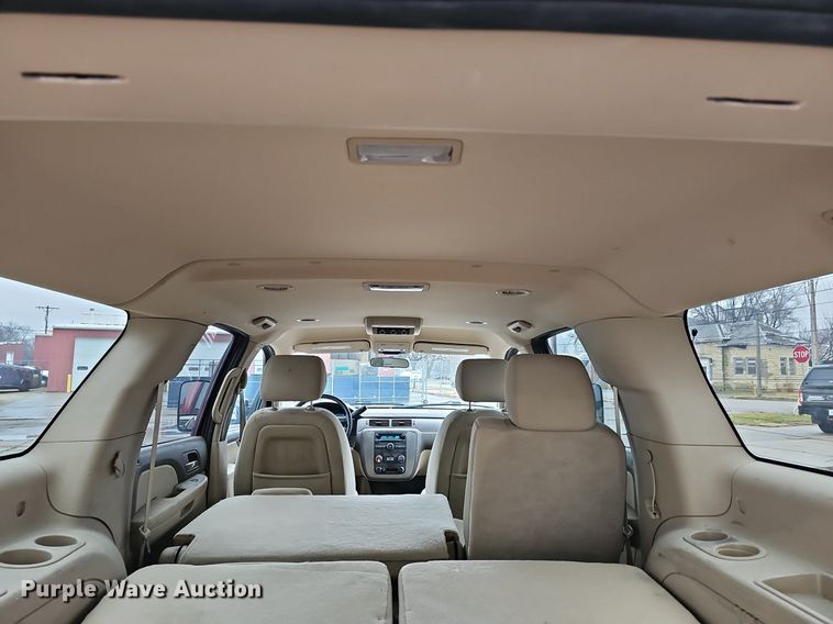 image for item DR5975 2013 Chevrolet Suburban  SUV