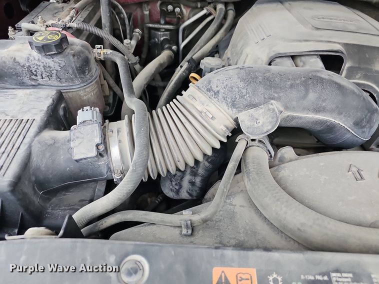 image for item DR5975 2013 Chevrolet Suburban  SUV