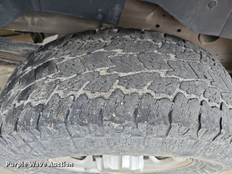 image for item DR5975 2013 Chevrolet Suburban  SUV