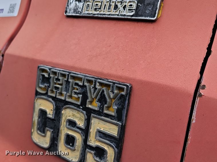 image for item DR5977 1976 Chevrolet C65  flatbed truck