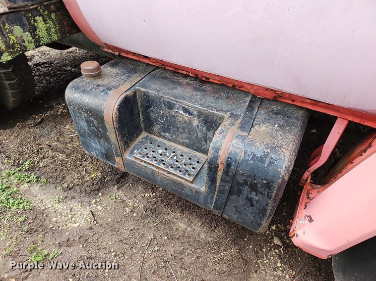 image for item DR5977 1976 Chevrolet C65  flatbed truck